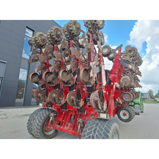 Prikabinama sėjamoji Sumo DTS8