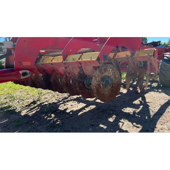 Prikabinamas kombinuotas skutikas Väderstad TopDown TD 300