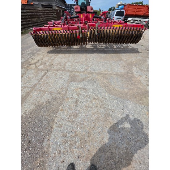 Prikabinamas kombinuotas skutikas Väderstad TopDown TD 500