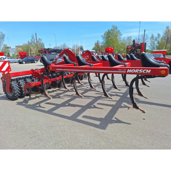 Prikabinamas noraginis skutikas Horsch Tiger 4 AS