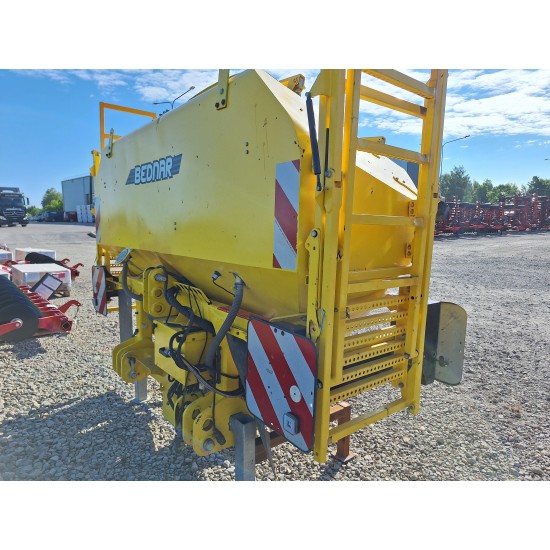 Trąšų bunkeris Bednar FERTI‑BOX FB 3000